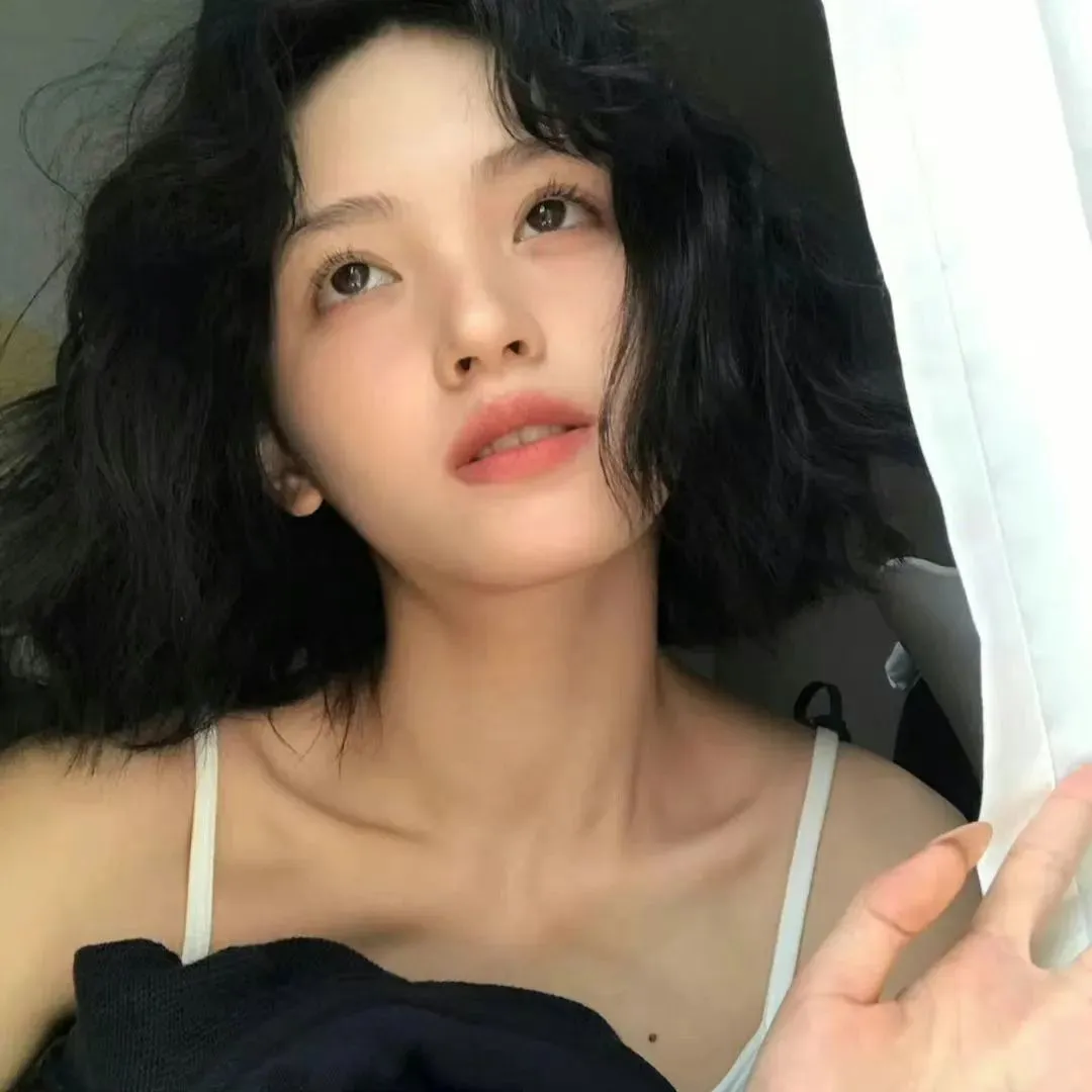 韩国化妆教程 - 自然妆容技巧