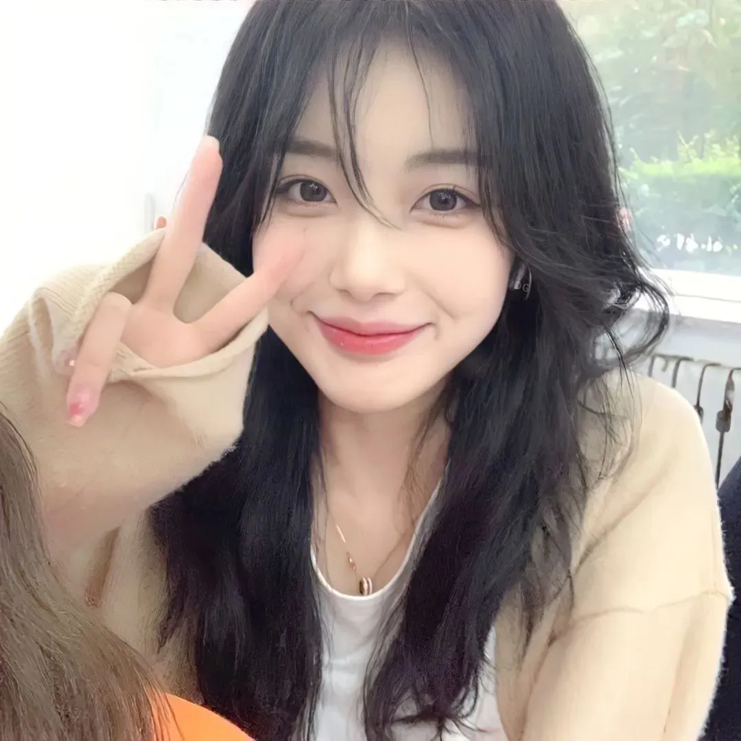 日韩时尚潮流 - 2025春季新品